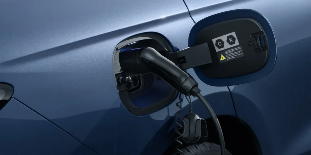 byd-seal-6-dmi-touring-charging-01-l.webp