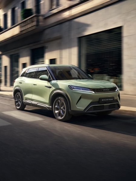 BYD Atto 2 BEV: Atto 2 BEV v městské ulici